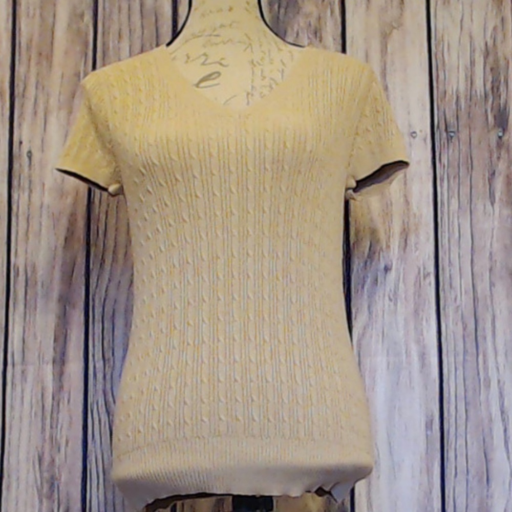 Gap Top in Womens